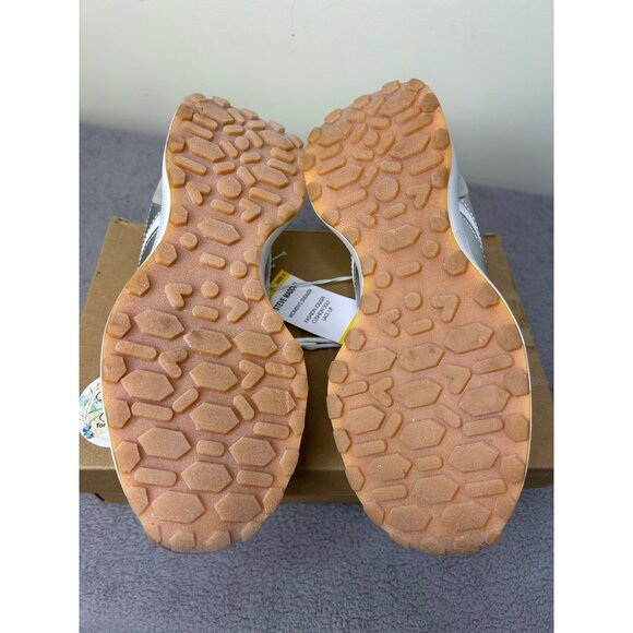 Steve Madden Escapade in white gray and silver retro jogger sneaker sz 8 women’s - Picture 5 of 7